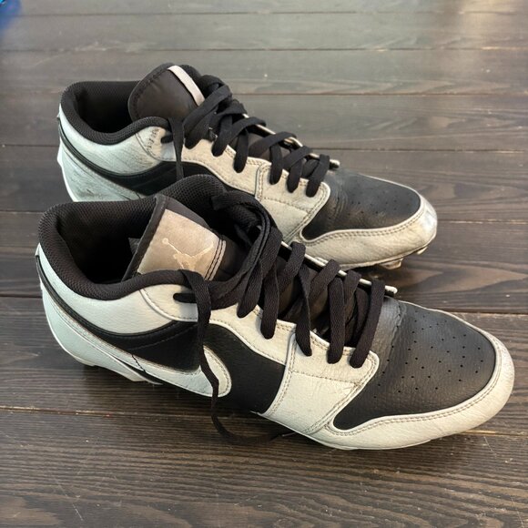 Nike Jordan Low Football Cleats — Size 11 -Rare Edition | Near New | Worn 1 Week - Picture 1 of 3
